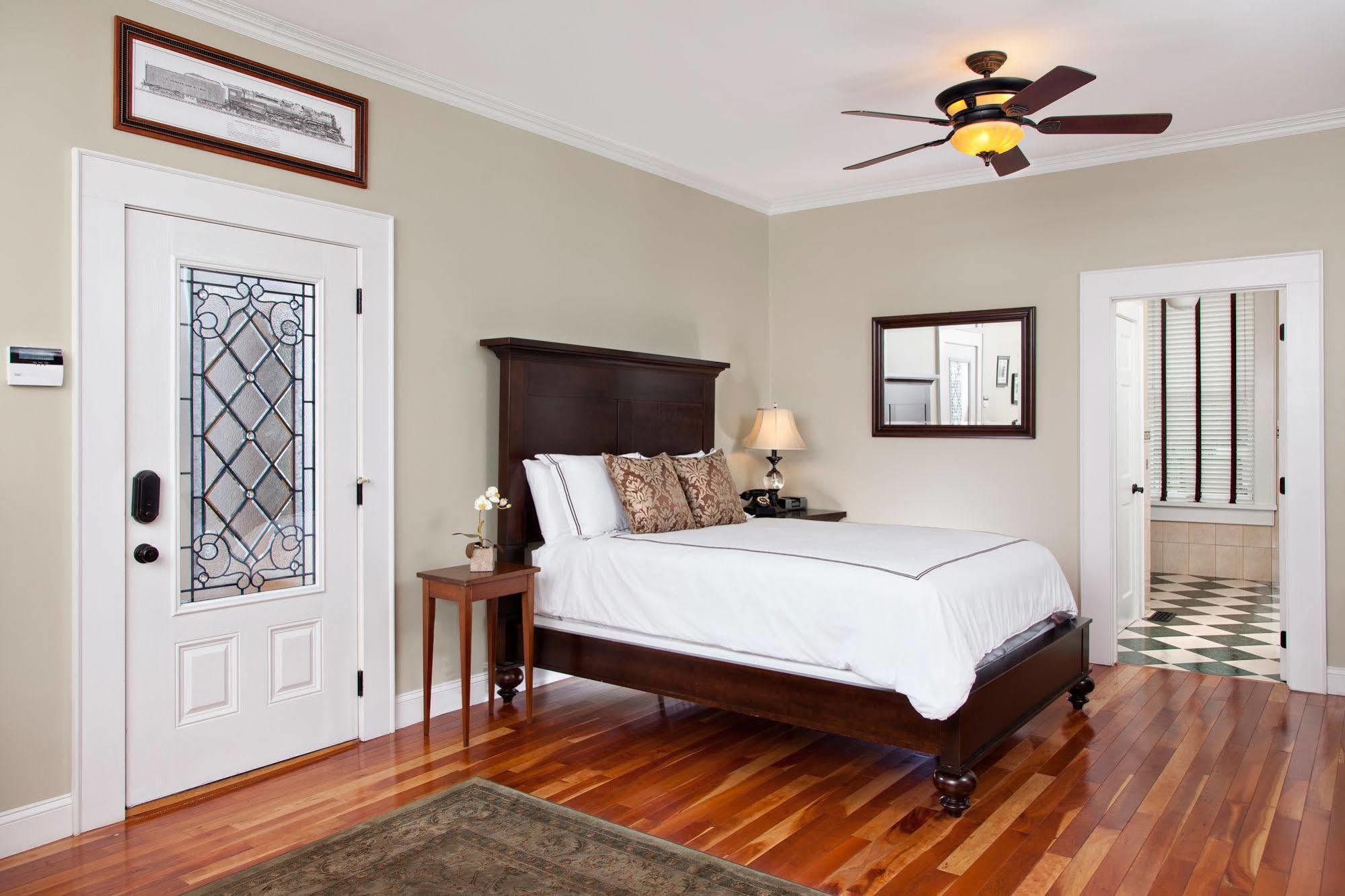 The Guest House Inn On Courthouse Square Hinton Luaran gambar